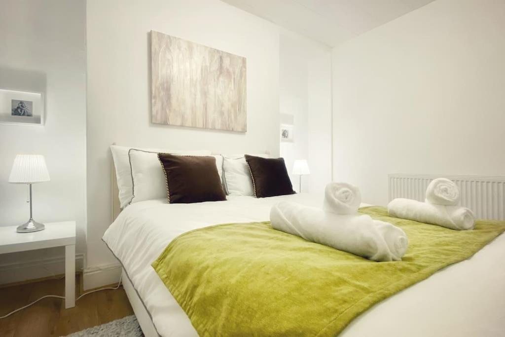 Urban Music Style Townhouse In Swansea City Center Exterior foto